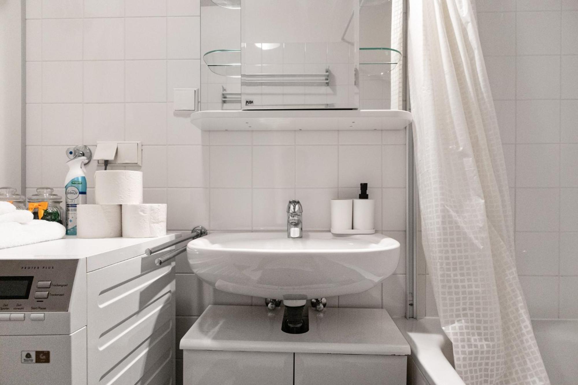 Gasometer Apartment - Designer Building With Amazing View Wien Ngoại thất bức ảnh